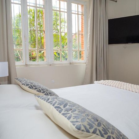 La Chambre Du Soleil Lezat-sur-Leze 外观 照片